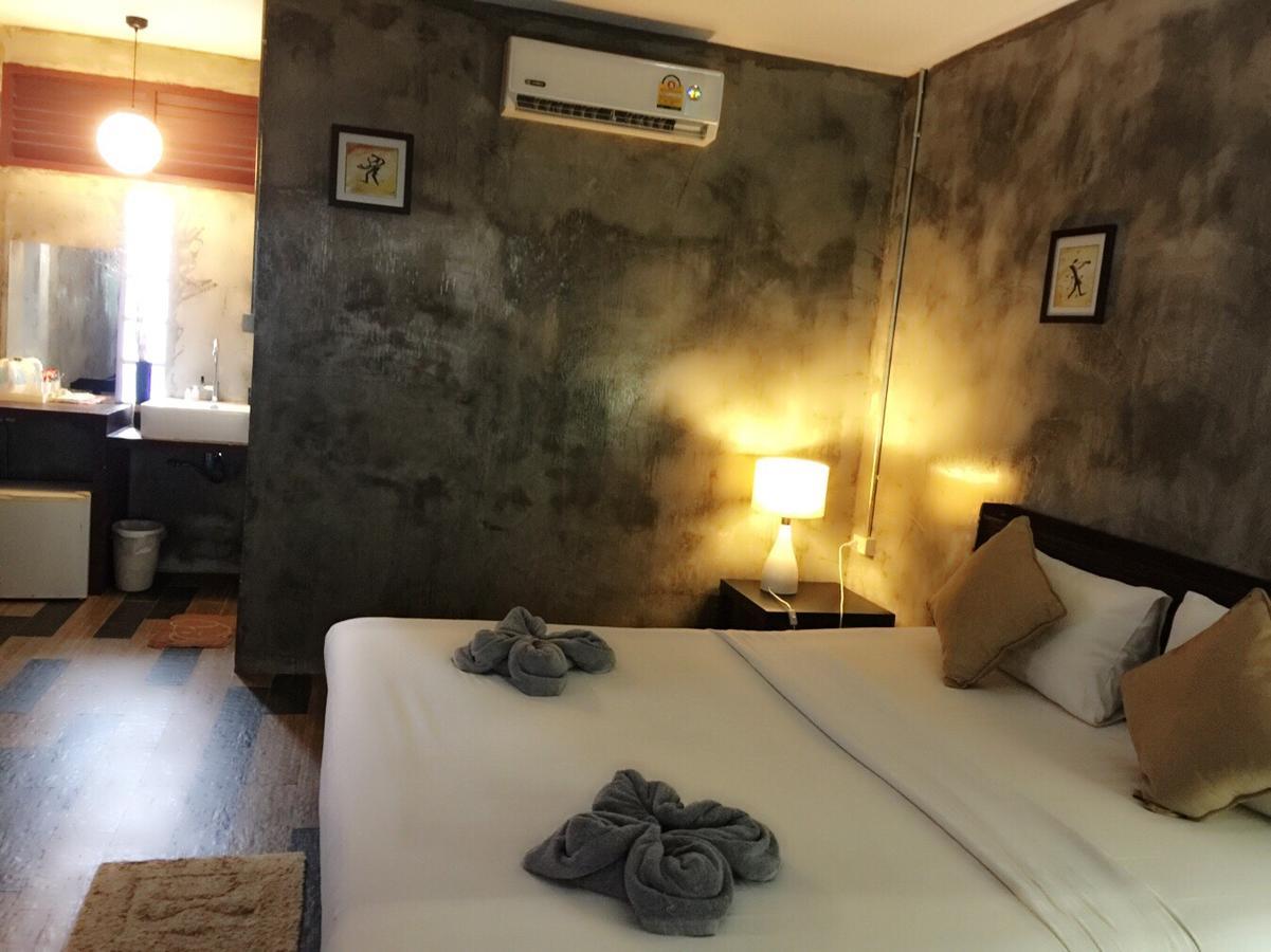 Crescent Bay Resort Koh Samet Bagian luar foto