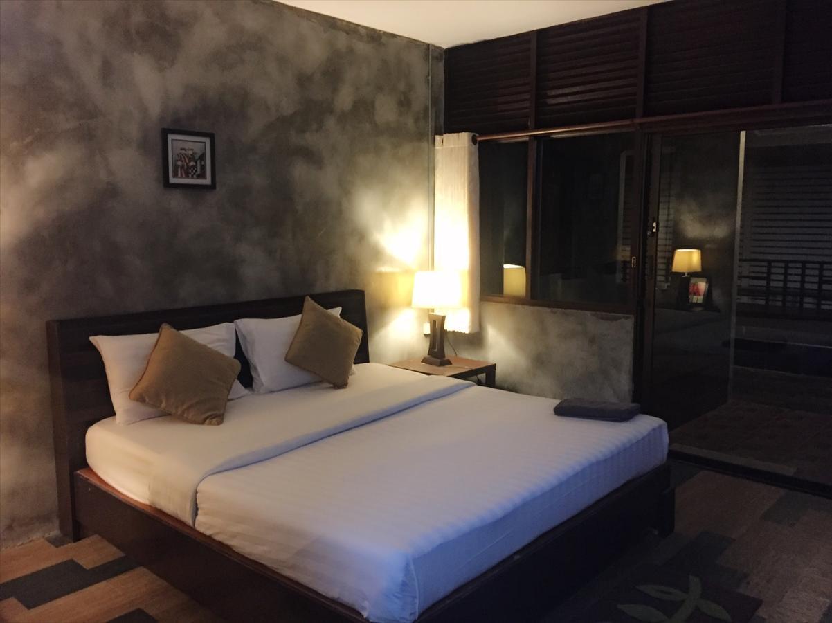 Crescent Bay Resort Koh Samet Bagian luar foto
