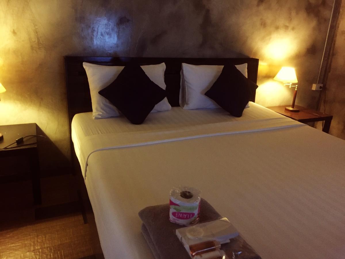 Crescent Bay Resort Koh Samet Bagian luar foto