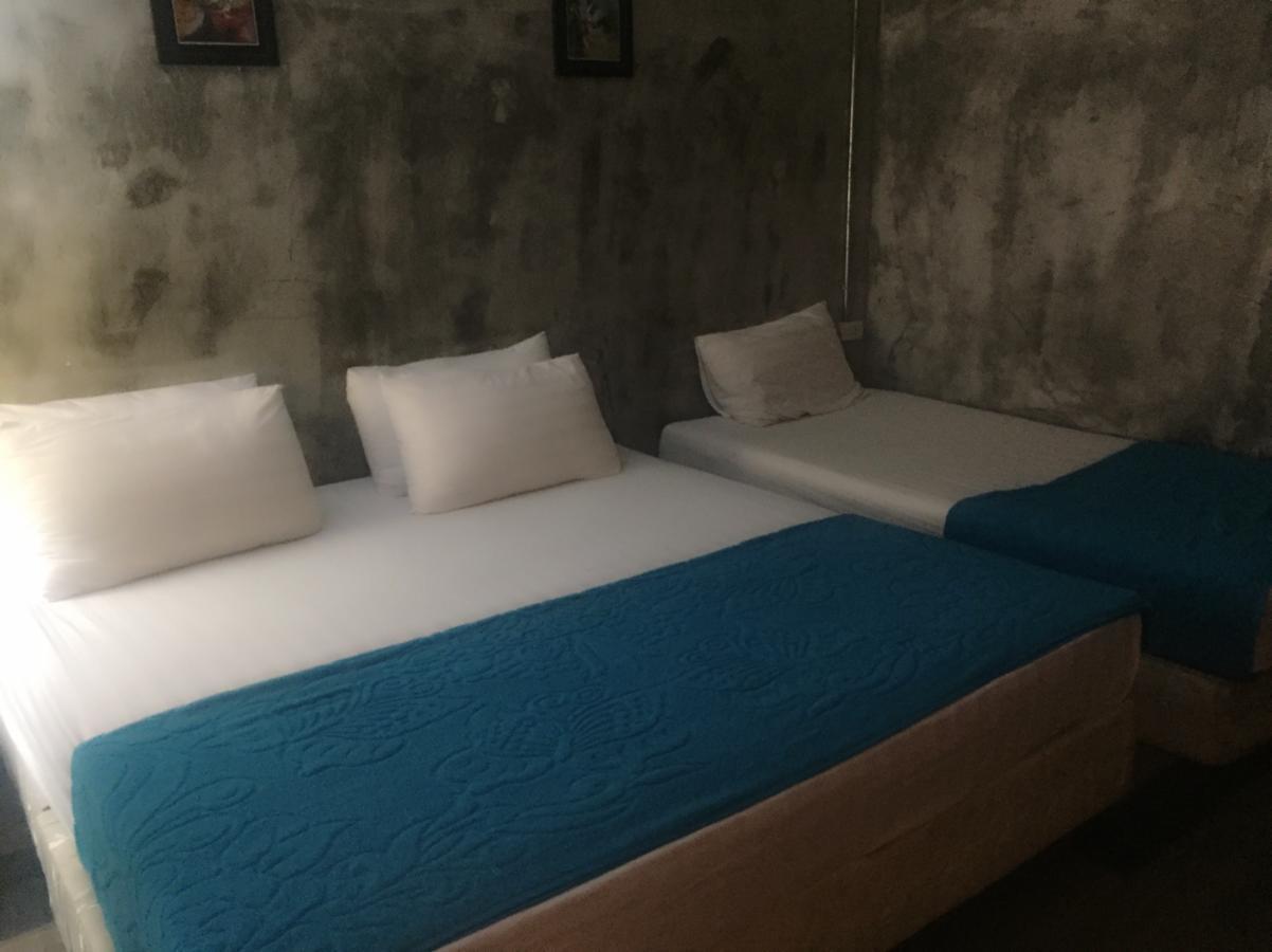 Crescent Bay Resort Koh Samet Bagian luar foto