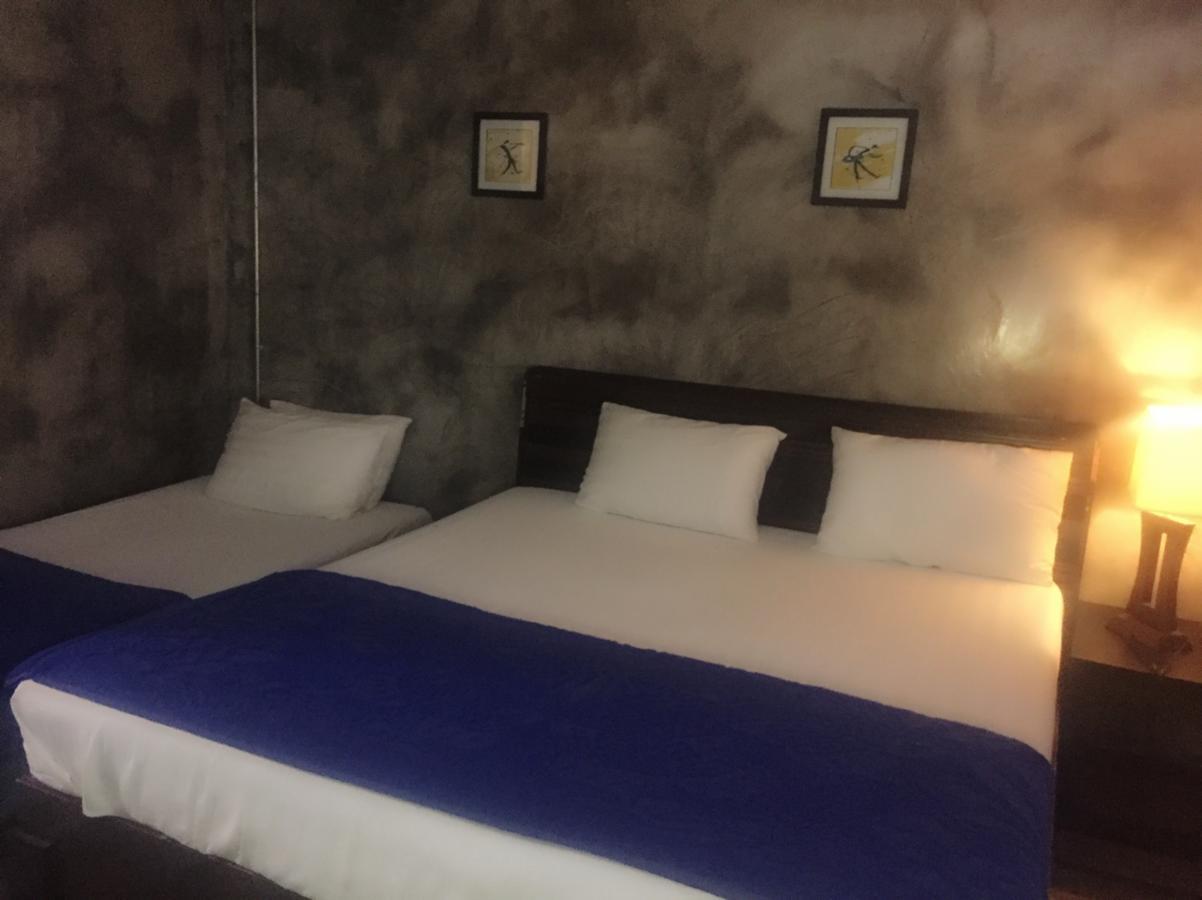 Crescent Bay Resort Koh Samet Bagian luar foto