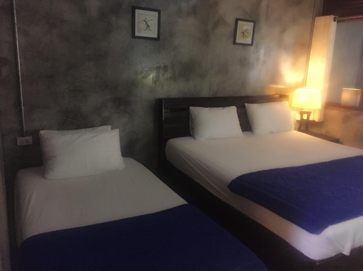 Crescent Bay Resort Koh Samet Bagian luar foto