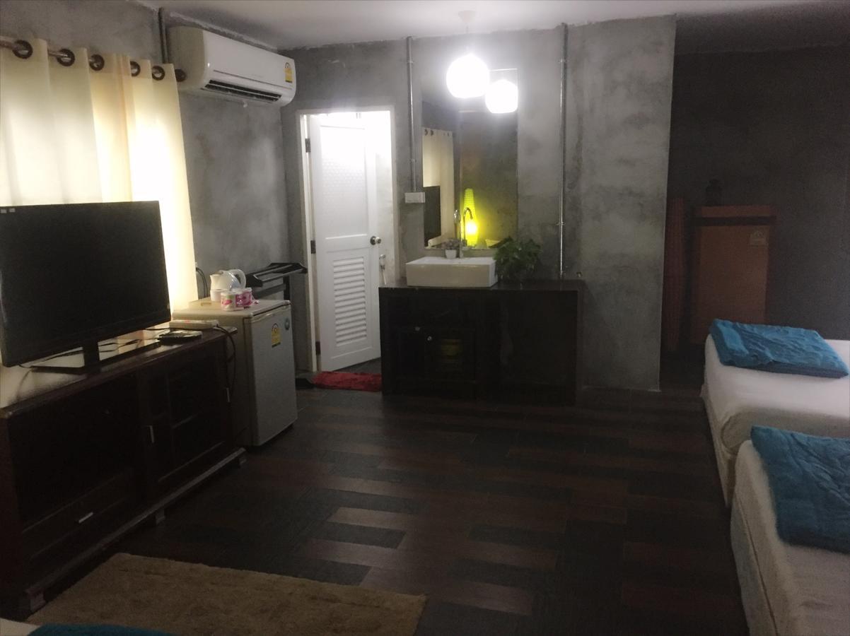 Crescent Bay Resort Koh Samet Bagian luar foto