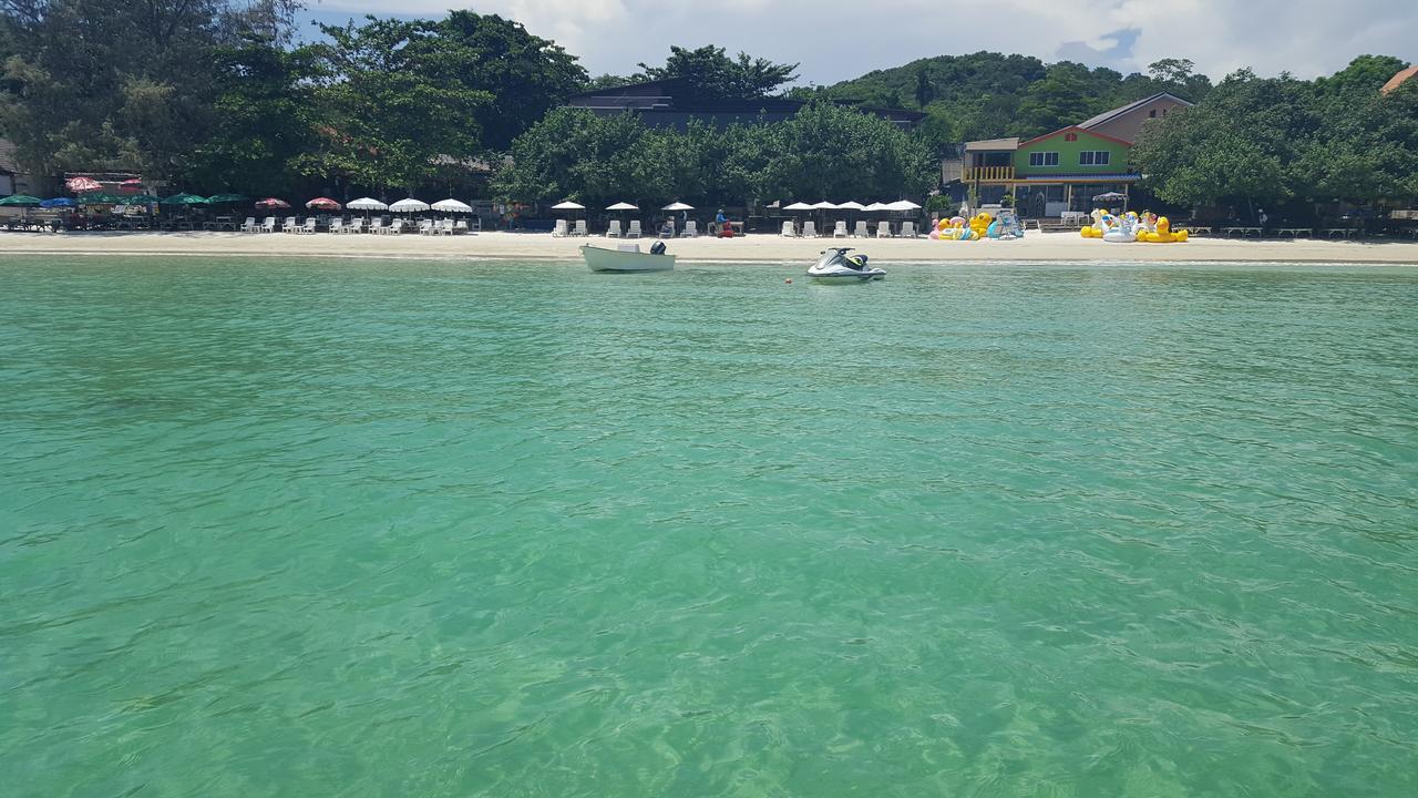 Crescent Bay Resort Koh Samet Bagian luar foto
